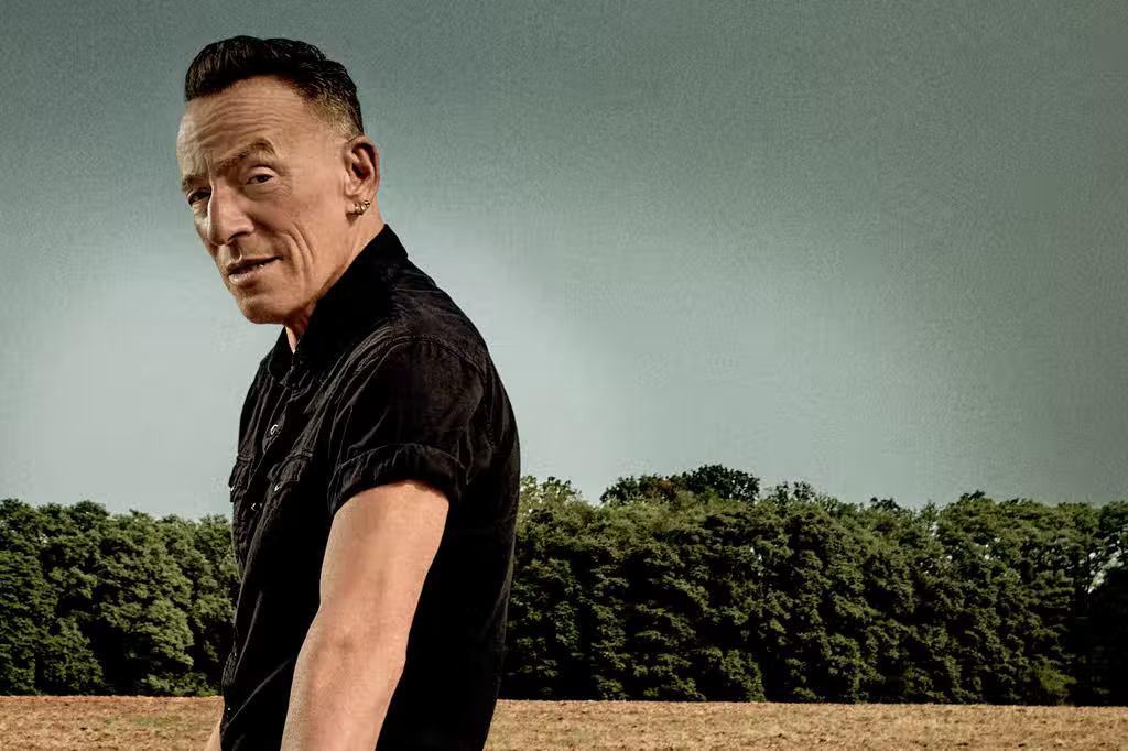 /img/2022/springsteen-only-the-strong-survive.png