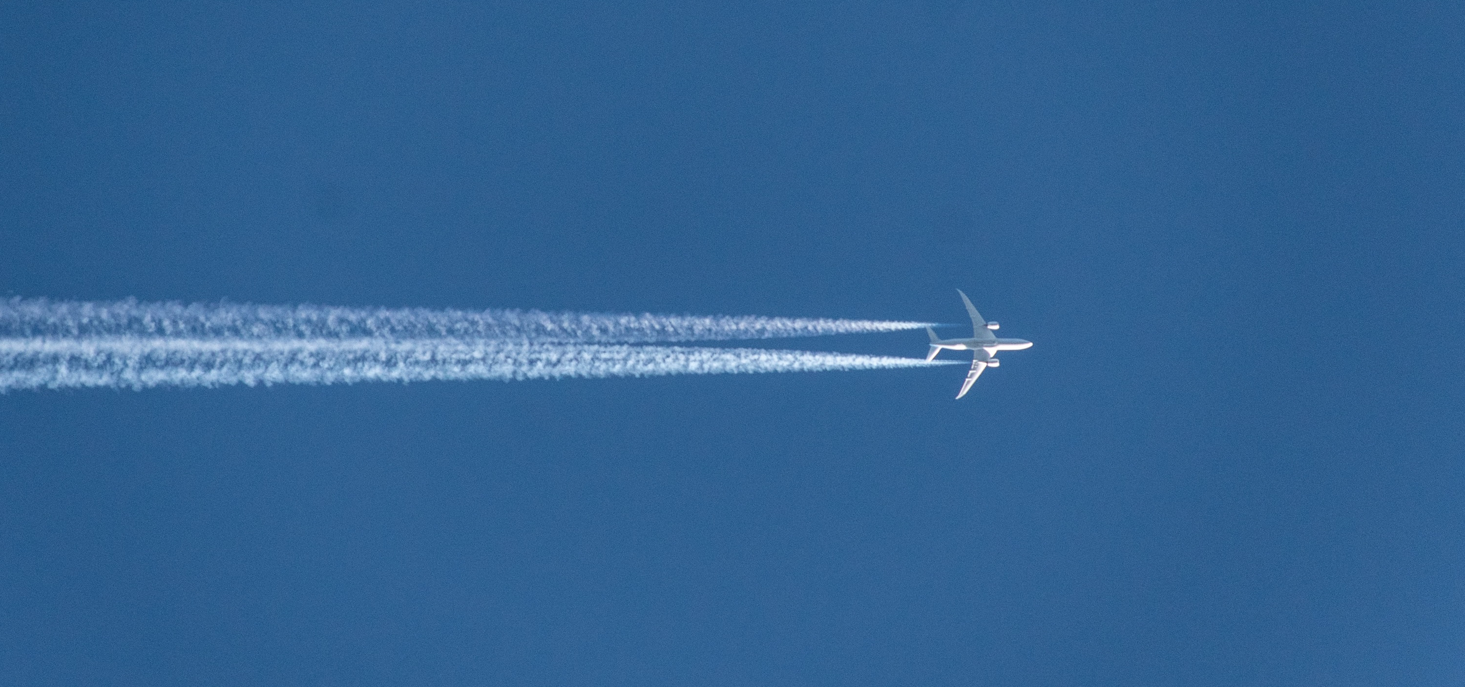 /img/2023/airliner-cruising.jpg /img/2023/airliner-cruising.jpg