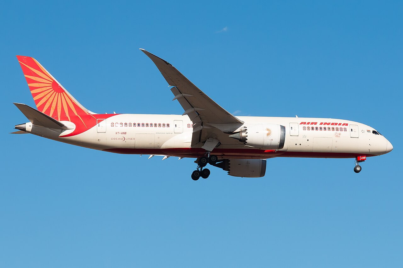 /img/2025/air-india-vt-anb.jpg