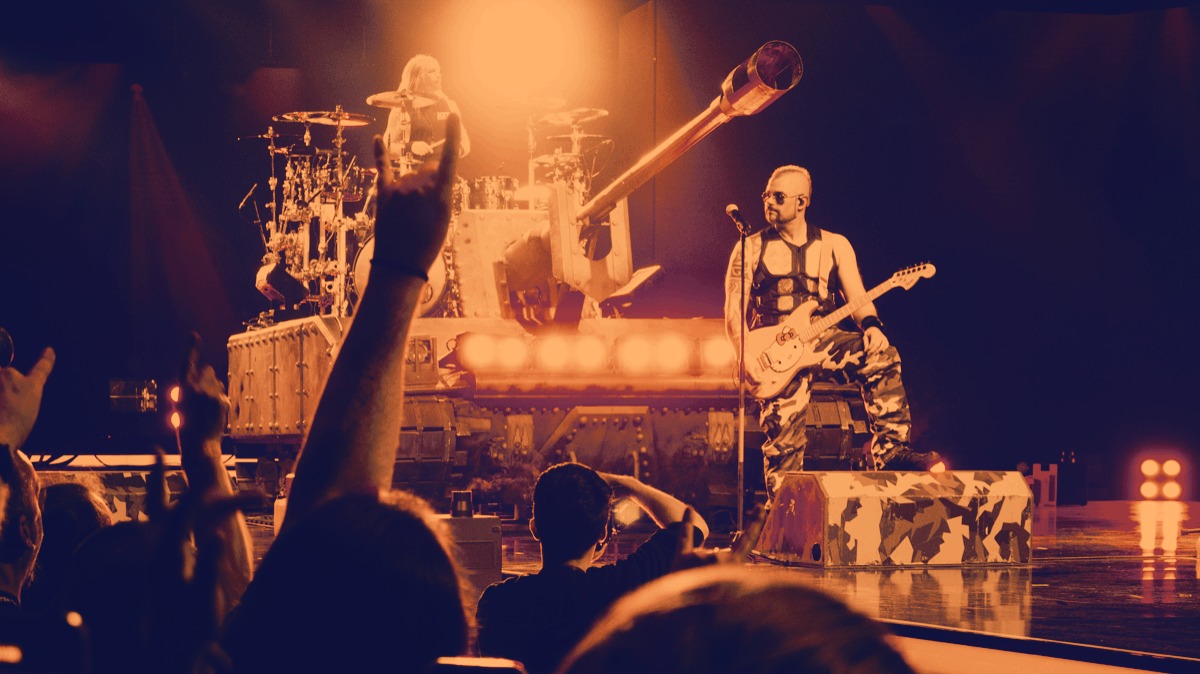 /img/2025/dt-sabaton-gamescom.jpg