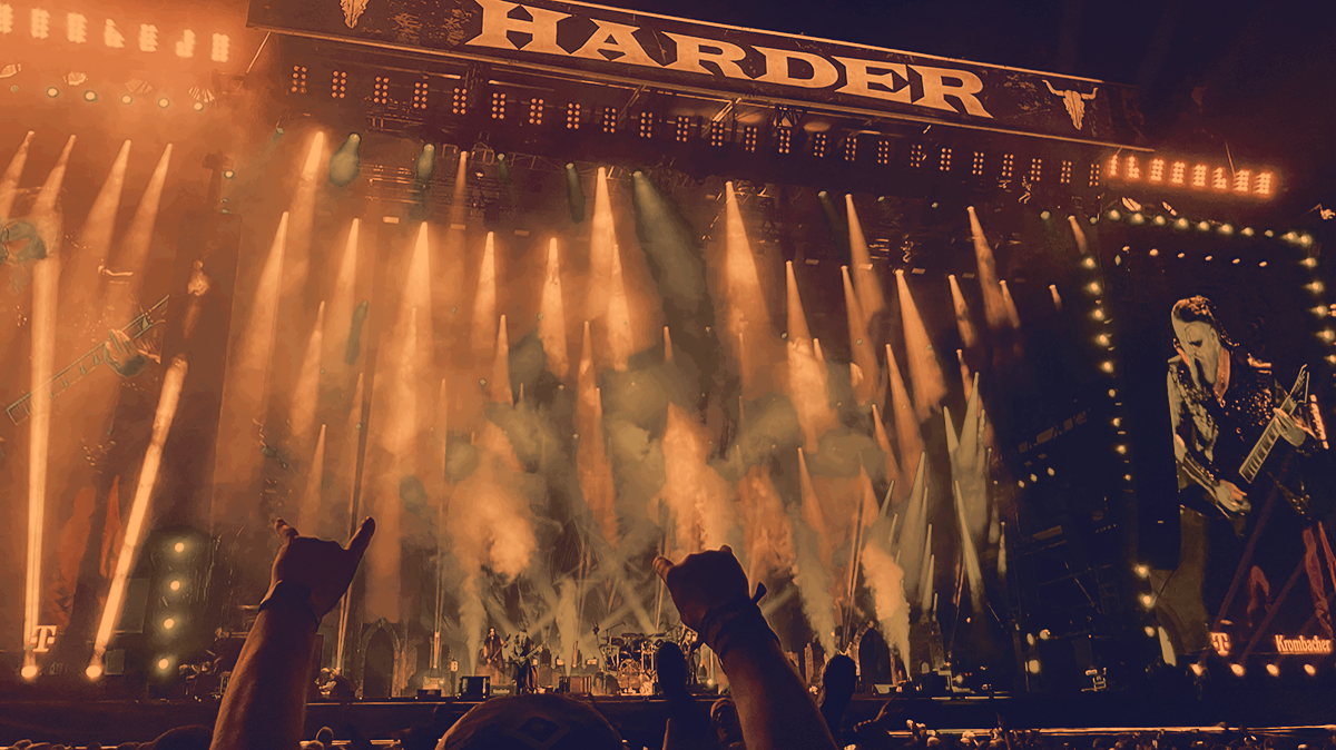 /img/2025/dt-wacken-buehne.png