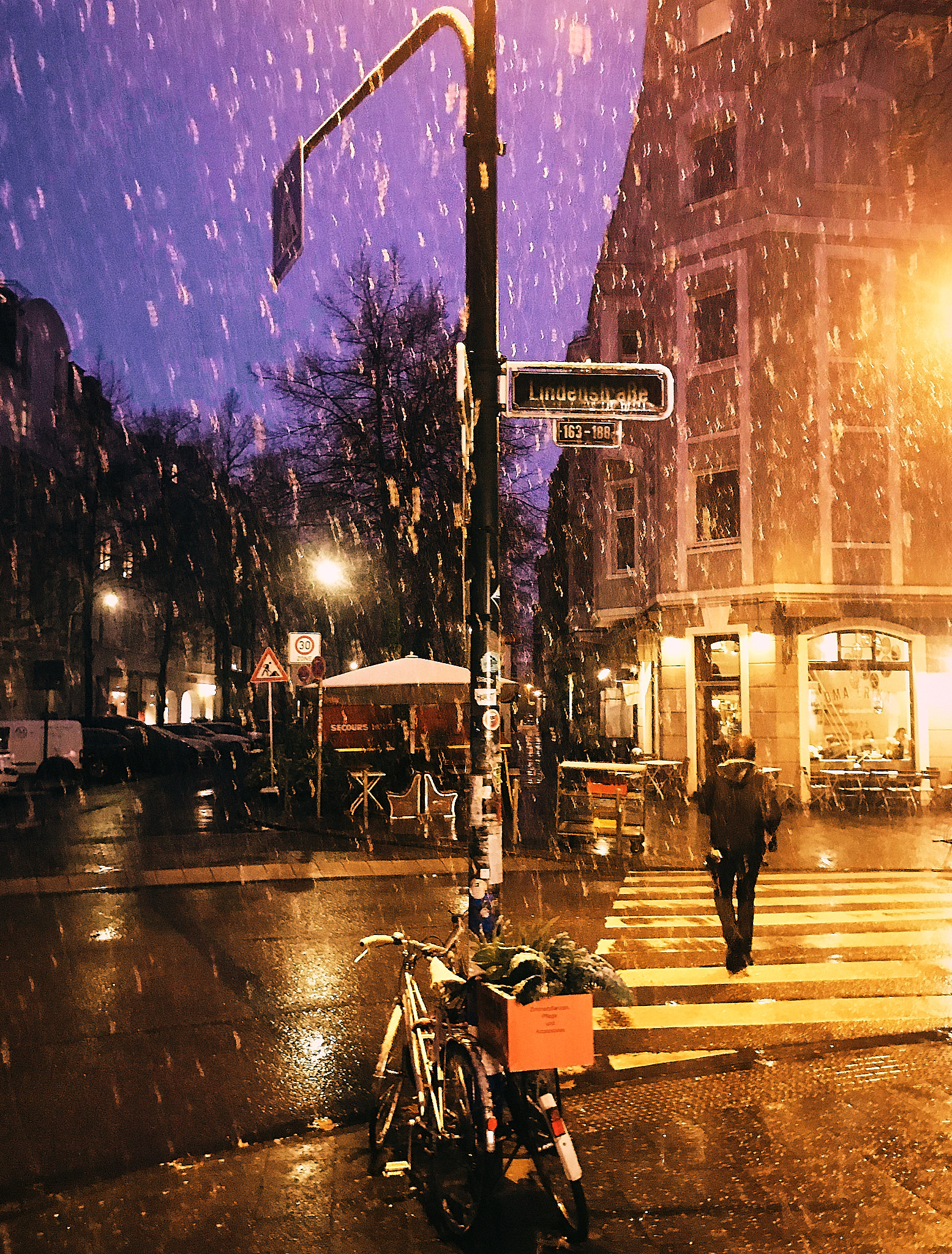 /img/photos/2022/first-snow.jpg